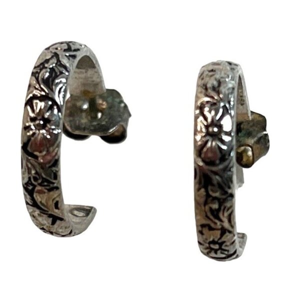 Nine Pairs Of Hoop & Stud Earrings In Mixed Silver & Gold Tones A179 - Picture 4 of 14